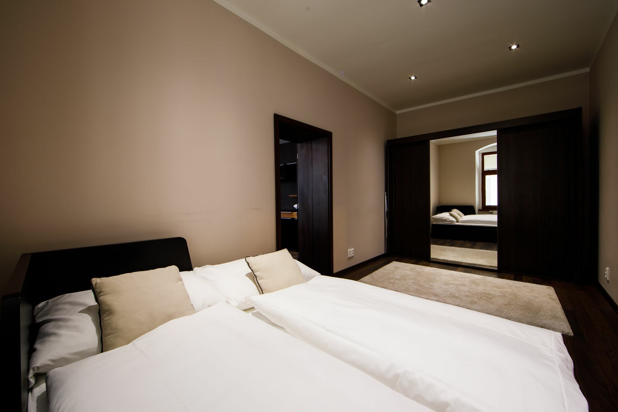 Aplend City Apartments Na Vrsku Bratislava Extérieur photo